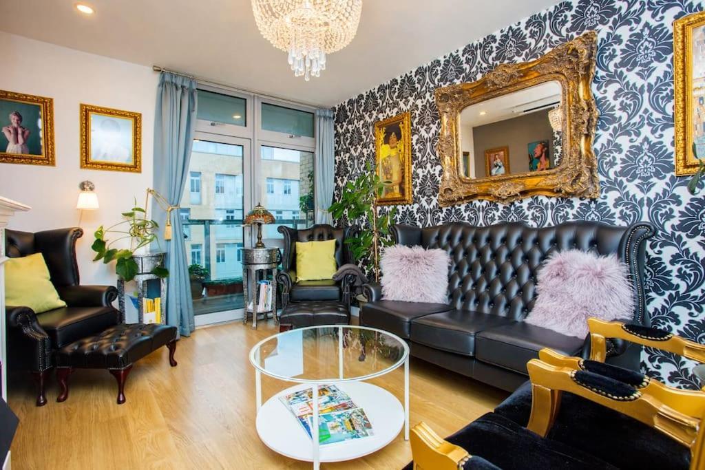 Unique & Welcoming 2Bd Flat In Limehouse Apartment London Bagian luar foto